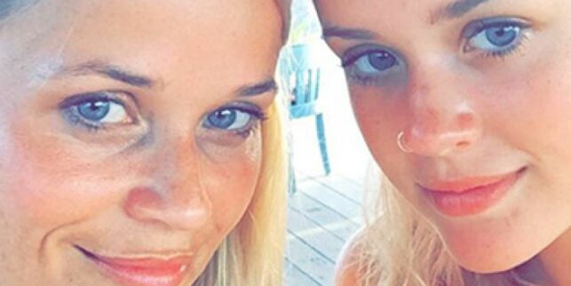 Verden tror ikke sine egne øyne etter denne mor og datter-selfien