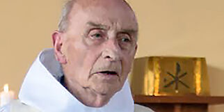 Nytt terrorangrep i Frankrike: Presten Jacques (84) drept under gudstjeneste i Normandie
