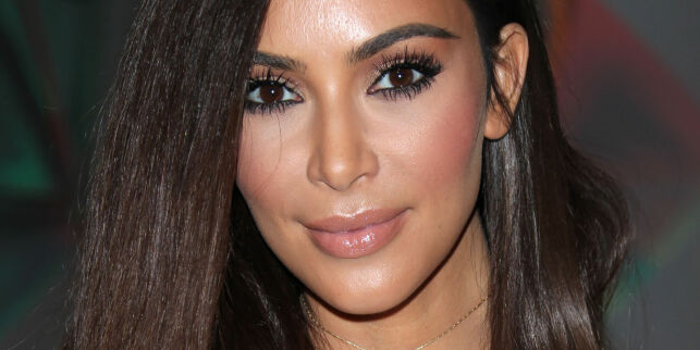 Har nektet hardnakket i alle år. Nå innrømmer Kim Kardashian rumpebløff