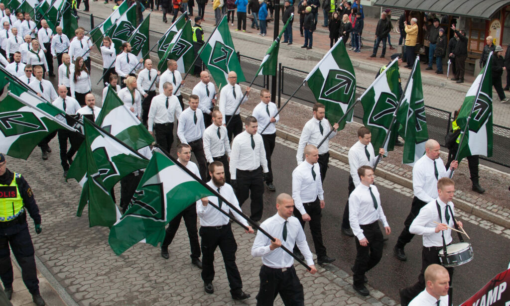 Holdt nynazistleir i Telemark i helga. Fredag døde en mann etter vold under gruppas demonstrasjon i Finland