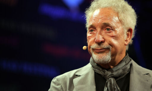Tom Jones om tapet av sitt livs kjærlighet: - Jeg drømmer at hun fortsatt er i live