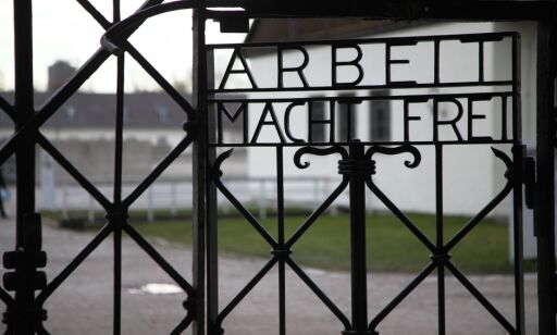 Stjålet «Arbeit macht frei»-port funnet i Norge