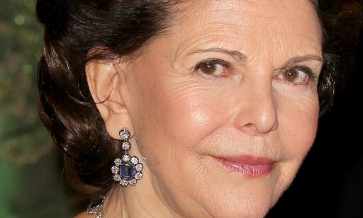 Dronning Silvia ute av sykehuset