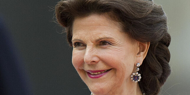 Dronning Silvia hevder det spøker på slottet