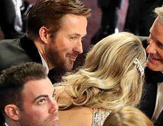 Ryan Gosling dukket opp på Oscar uten kjæresten. Nå lurer «alle» på hvem han hadde med seg