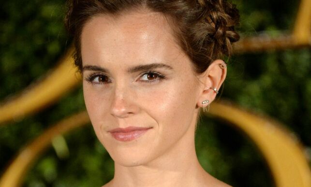 Slik svarer Emma Watson på puppe-kritikken