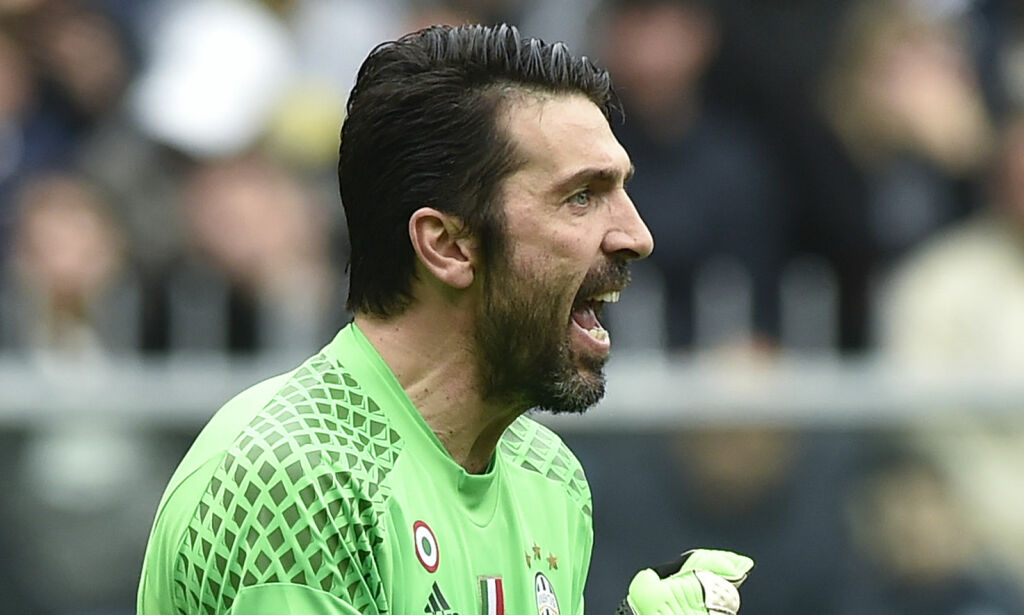 I kveld spiller Buffon sin kamp nr. 1000. Dette er legendens utrolige karriere