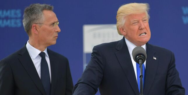 NATO-lederne sto skolerett mens Trump refset dem for kronisk underfinansiering: - Ikke rettferdig