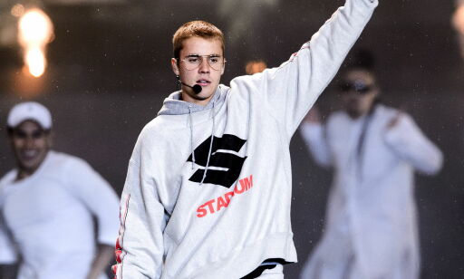Sa at han ikke kunne teksten og nektet å synge sin siste hit. Da kastet svensken skoen sin på Justin Bieber
