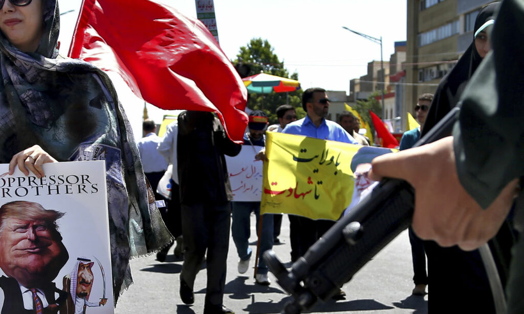 Donald Trump driver et farlig spill om Iran