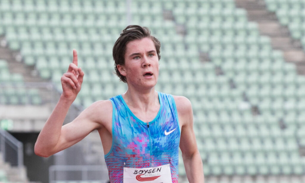 Etter nytt rekordløp: Åpner opp for at Jakob Ingebrigtsen kan delta i senior-VM