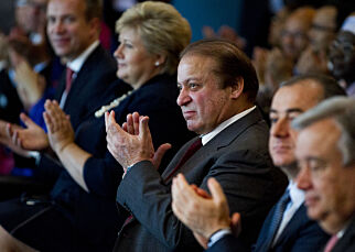 Pakistans høyesterett beordrer statsminister Nawaz Sharif til å gå av