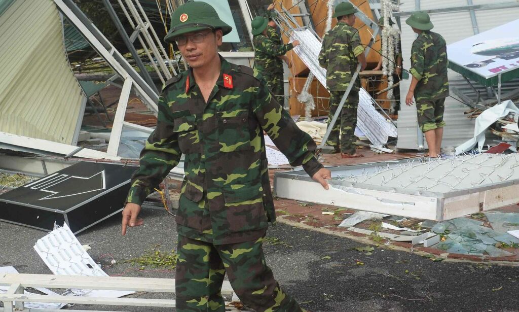 Store ødeleggelser etter tyfon i Vietnam