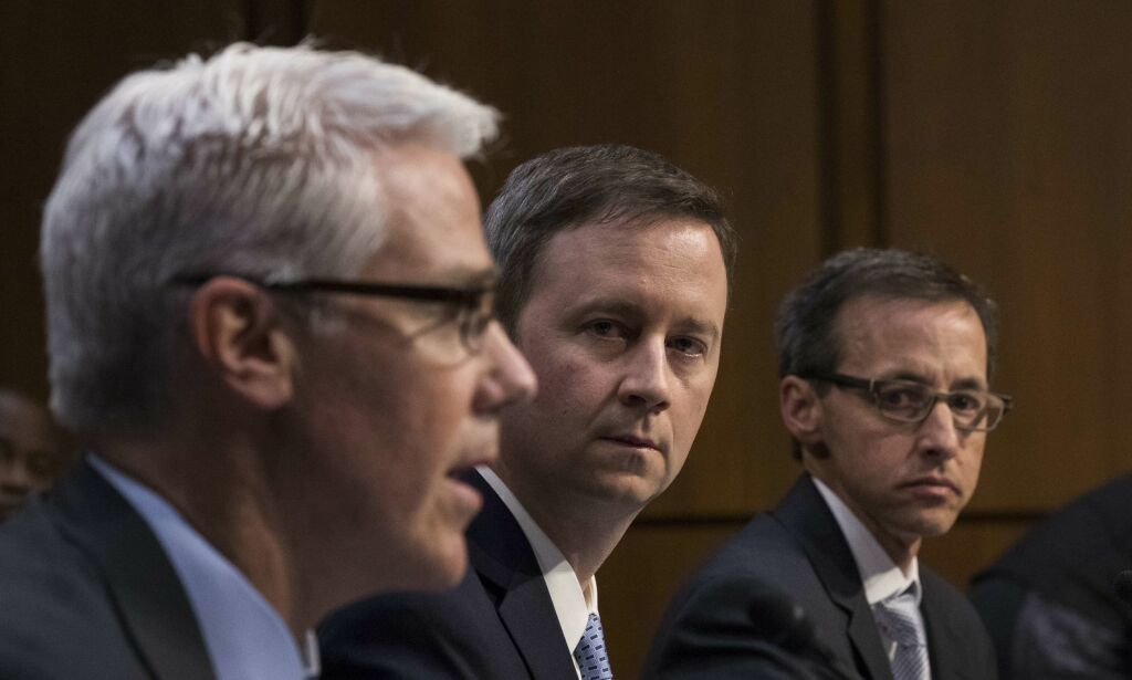 Facebook, Google og Twitter legger seg flate: - Vi må forbedre oss