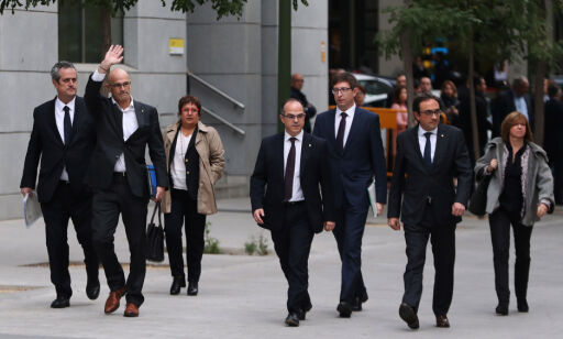 Spansk domstol vil fengsle åtte av Catalonias eksministre