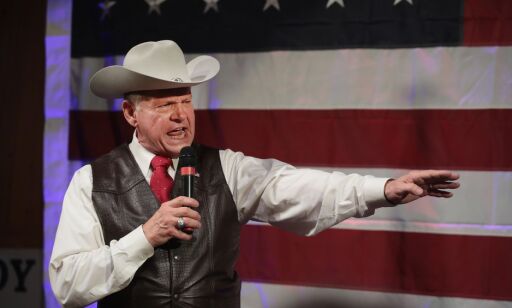 Hevdet at 9/11-angrepene var straff for amerikanernes synder. Nå drukner senatorkandidat Roy Moore i overgrepsanklager