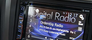 Lyttertallene stuper på radio
