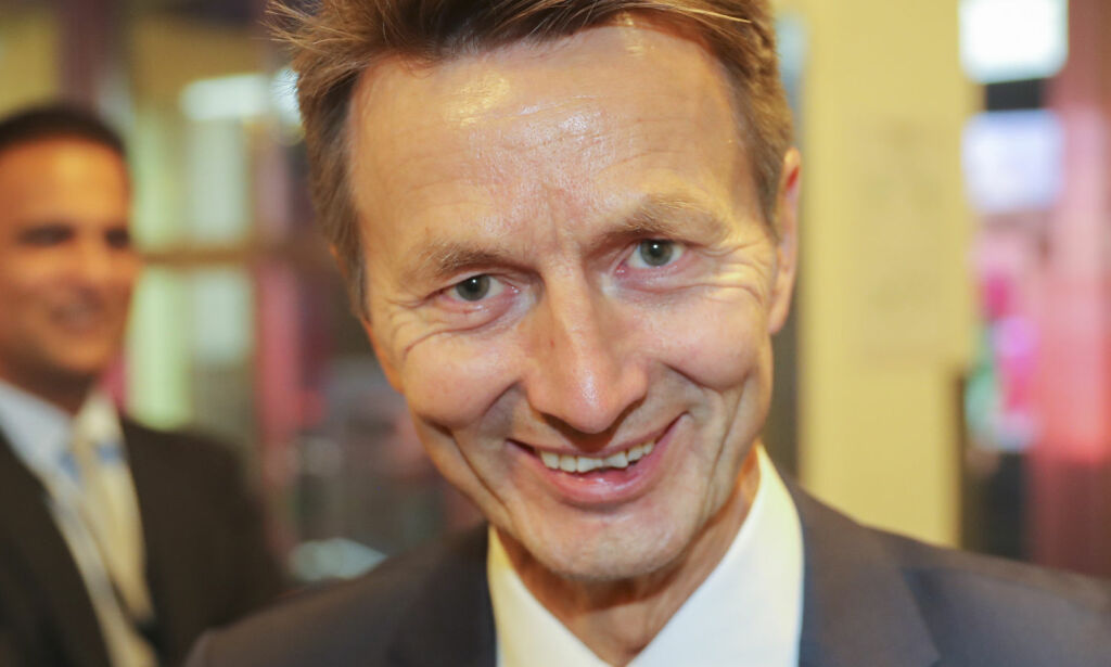 Dagbladet erfarer: Får lønn fra Ap i et halvår etter jobbslutt