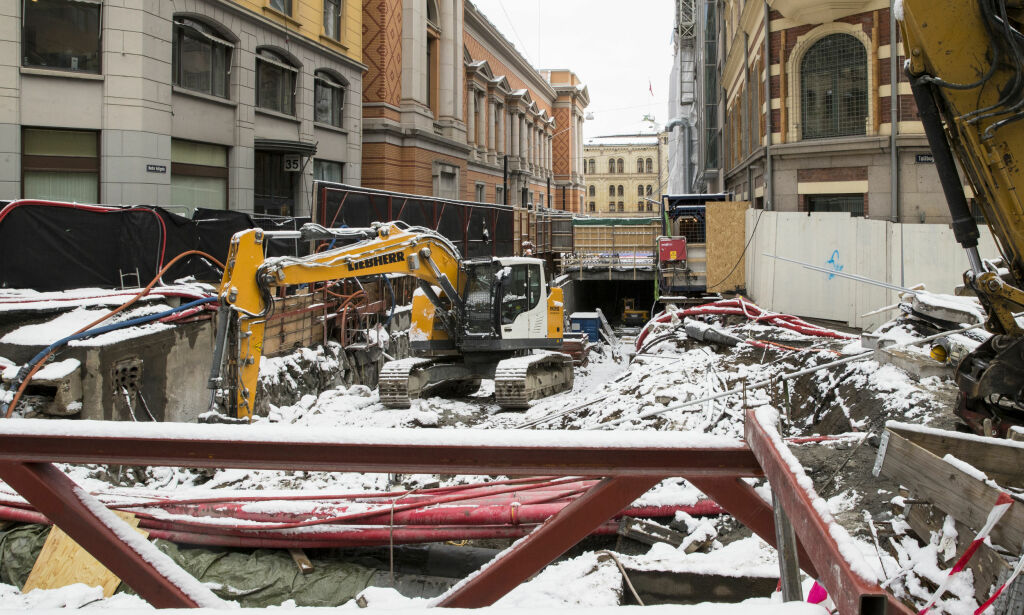 Rødt: Vil kutte stortingslønna for å dekke byggesprekk