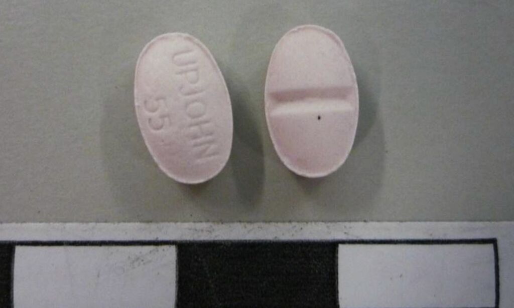This handout picture taken by Swiss customs Administration and provided by Swissmedic on October 18, 2013 shows a sample of a large stock of counterfeit medicines containing one million fake tablets of Xanax, an anti anxiety manufactured by Pfizer. Four pallet weighing a total of 1600 kg of fake tablet were seized by Swiss Customs Administration at Zurich Airport. The tablets came from China and were destined to Egypt, via Switzerland. AFP PHOTO / SWISS CUSTOMS ADMINISTRATION
RESTRICTED TO EDITORIAL USE - MANDATORY CREDIT "AFP PHOTO / SWISS CUSTOMS ADMINISTRATION" - NO MARKETING - NO ADVERTISING CAMPAIGNS - DISTRIBUTED AS A SERVICE TO CLIENTS