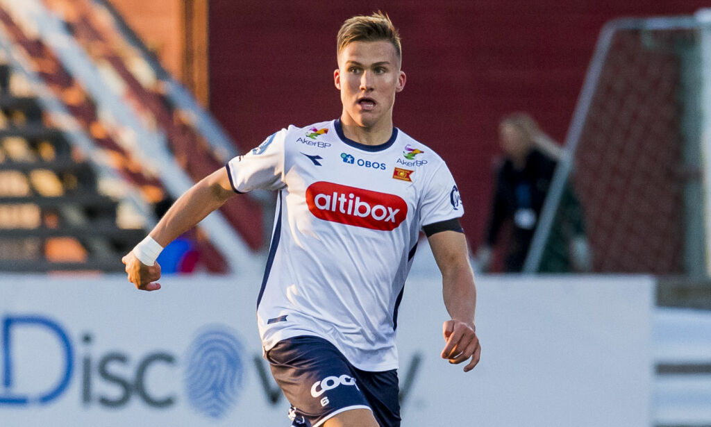 Leo (18) lover tøffe dueller med Marcus Pedersen: - Han er en liten tulling