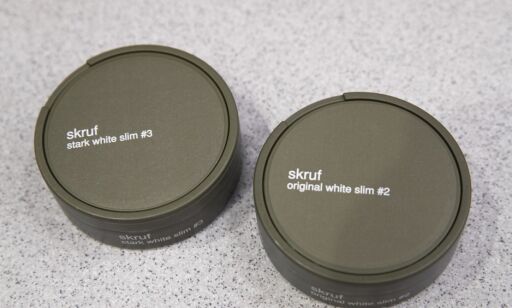 Skruf sliter med å få ut «stygge» snusbokser