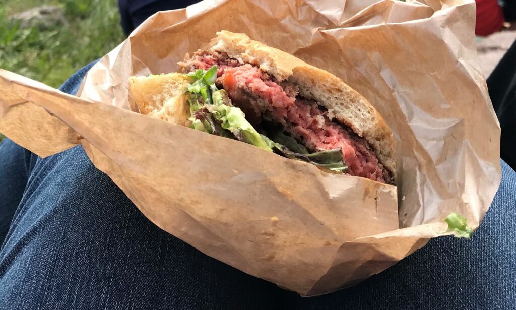 Professor advarer mot hamburger-tabben mange gjør: - Kan bli dødelig