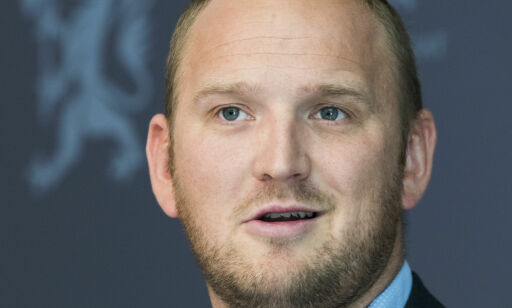 Samferdselsminister Jon Georg Dale (Frp) kan bli inhabil i flere saker