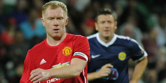 Scholes sjokkerte fansen med comeback. Nå blir han hyllet