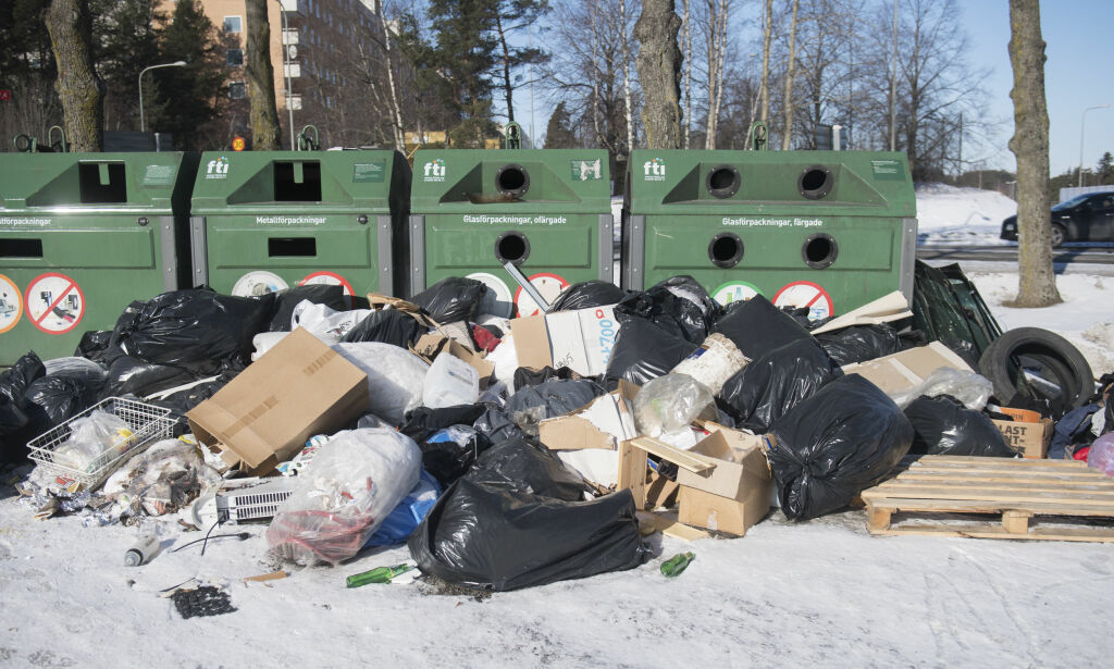 Ikke dømt for dyreplageri etter å ha kastet hunden sin i søpla