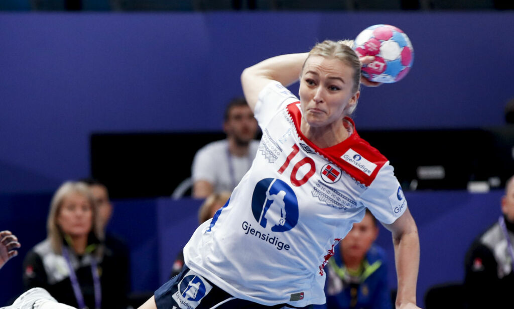 Oftedal hylles for superscoring. Stjerna selv bare ler