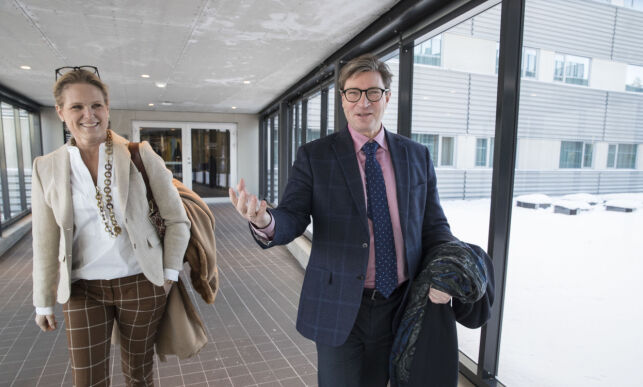 Frp nektet å gi fra seg statsråder til KrF: Erna svarer med å dele justisdepartementet i to