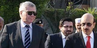 Bondevik: - Pakistan varsler gjengjeldelse