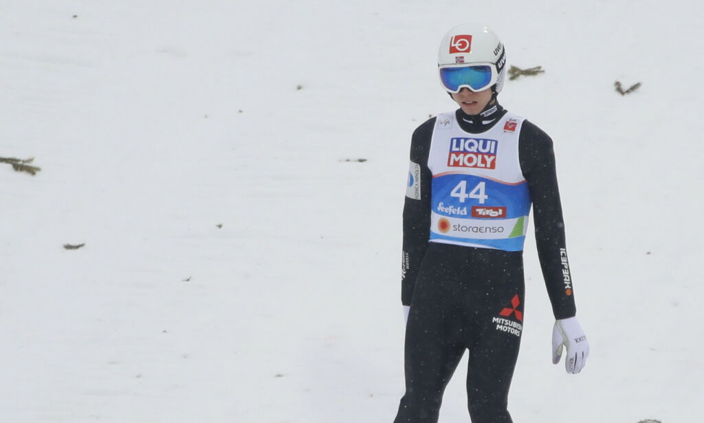 Skandaløs norsk hoppdag i Seefeld: - En parodi