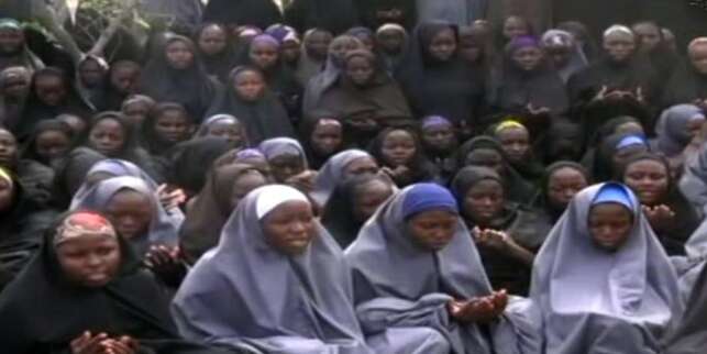 - Boko Haram har frigitt 83 Chibok-jenter etter tre år i fangenskap